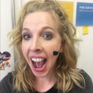 Meet your Posher, Carrie